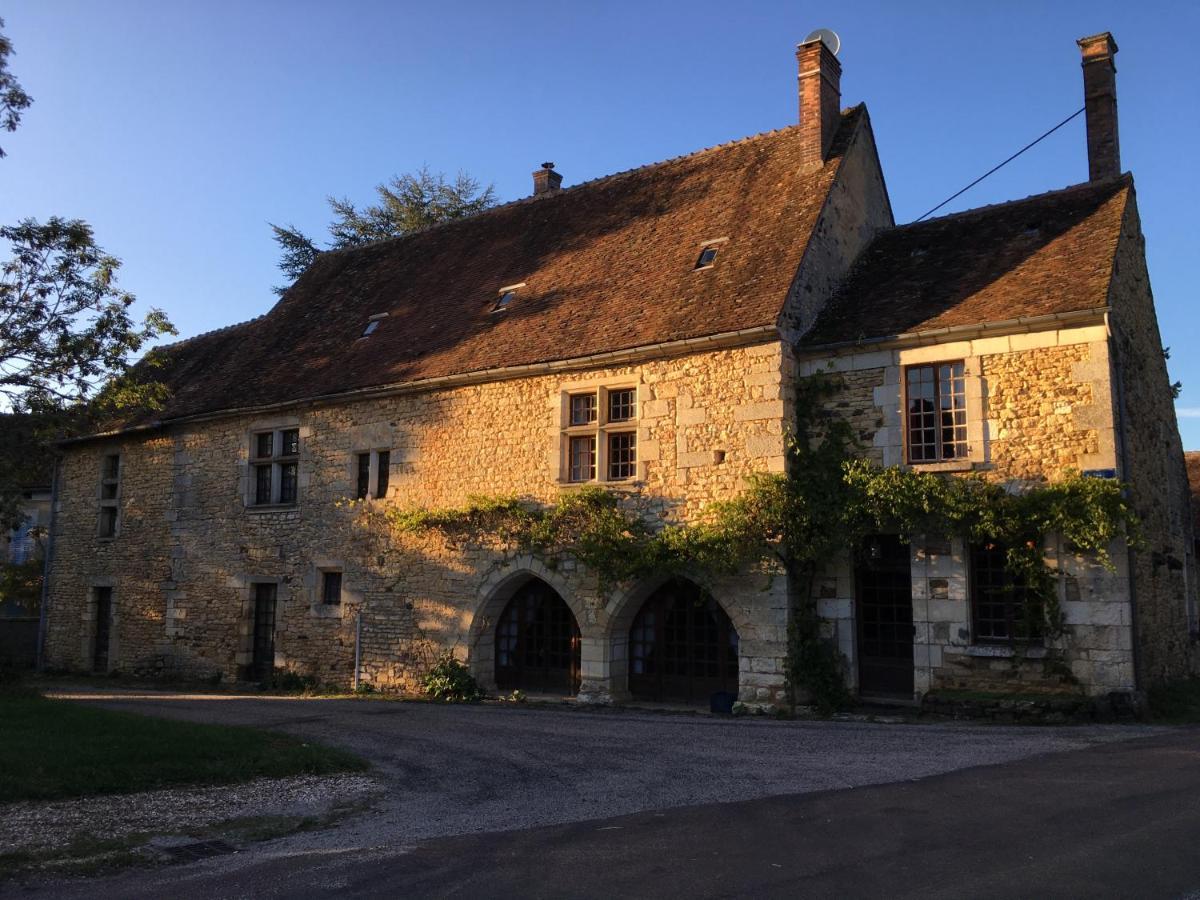 Maison Forte Perreuse Treigny Buitenkant foto