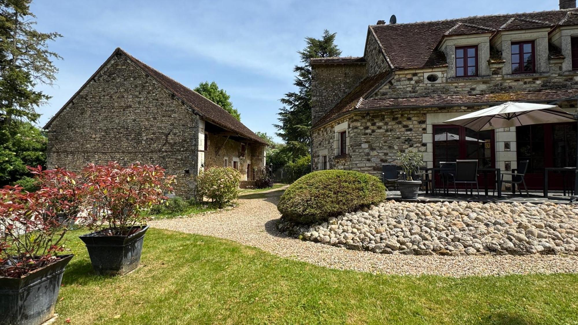 Maison Forte Perreuse Treigny Buitenkant foto